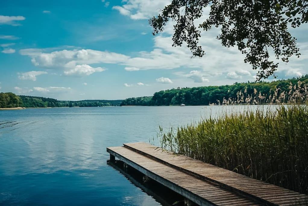 Ferienzimmer Direkt Am See Priepert Exteriör bild