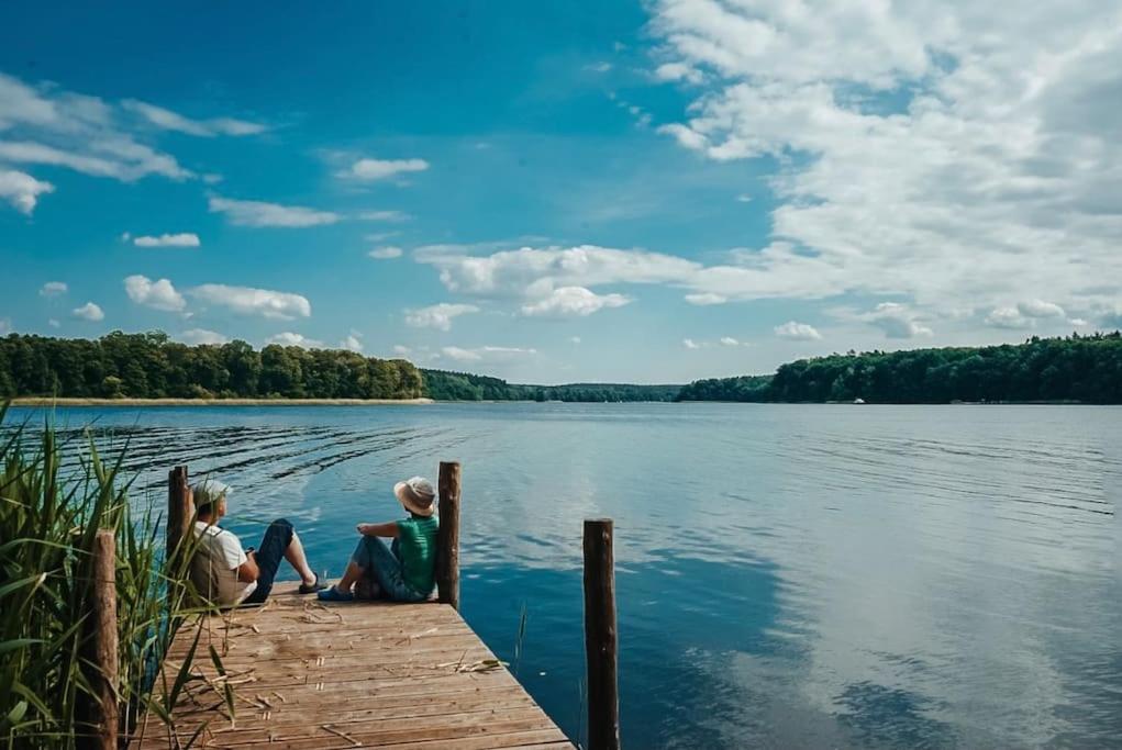 Ferienzimmer Direkt Am See Priepert Exteriör bild